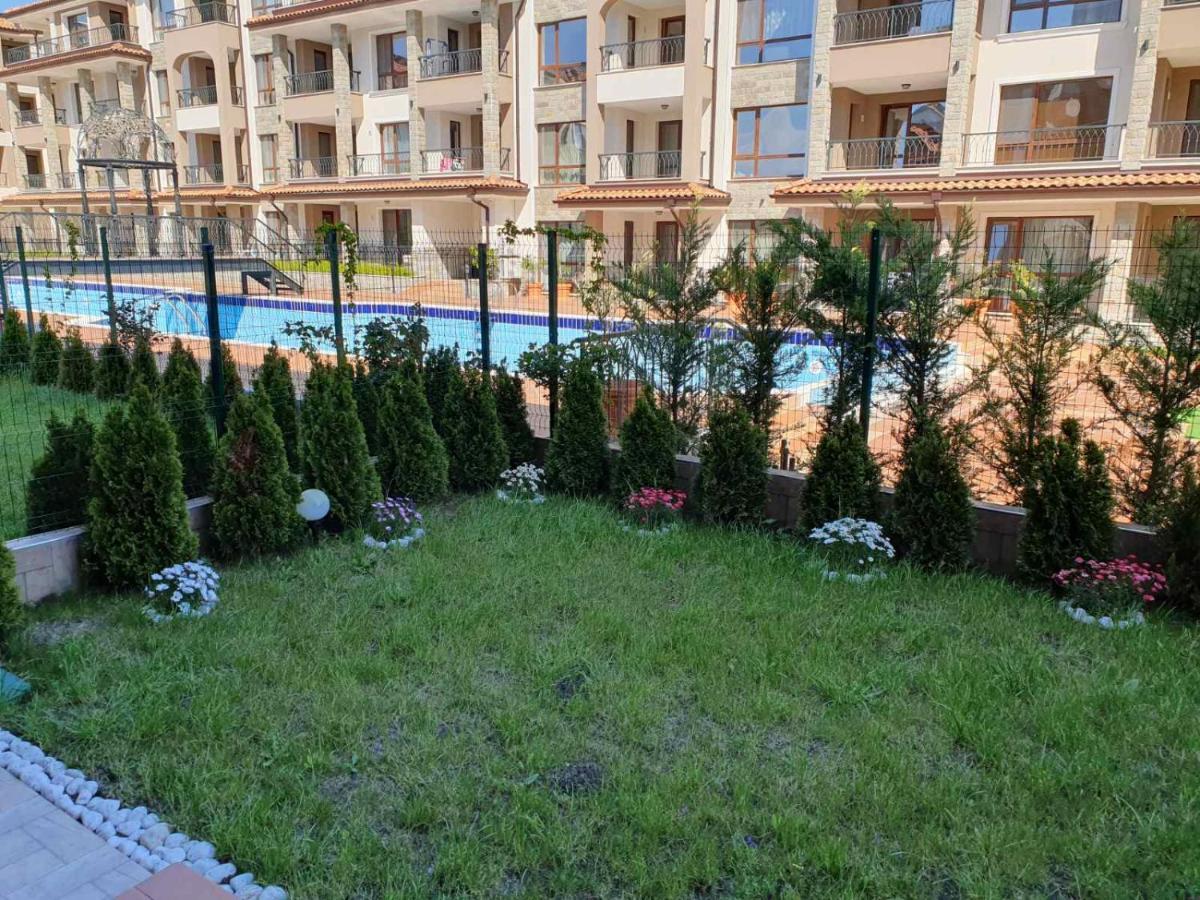 Sarafovo Sea Star Apartamento Burgas Exterior foto