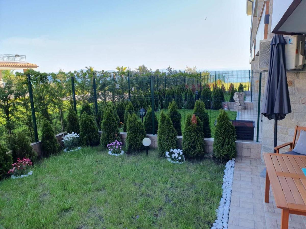 Sarafovo Sea Star Apartamento Burgas Exterior foto